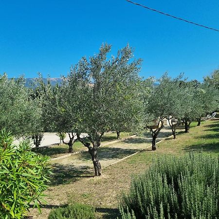 La Fanette Otel Montbrison-sur-Lez Dış mekan fotoğraf