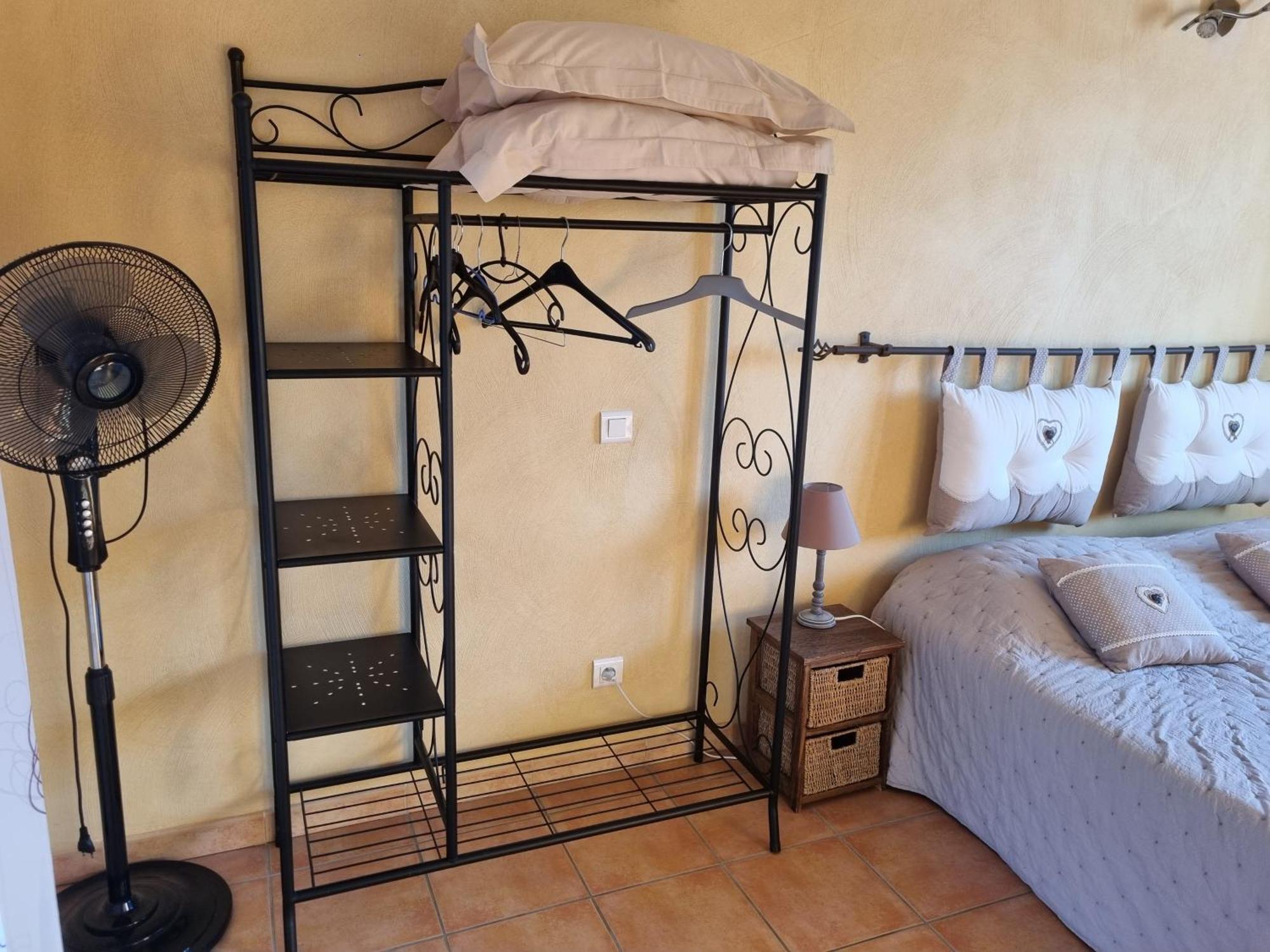 La Fanette Otel Montbrison-sur-Lez Dış mekan fotoğraf