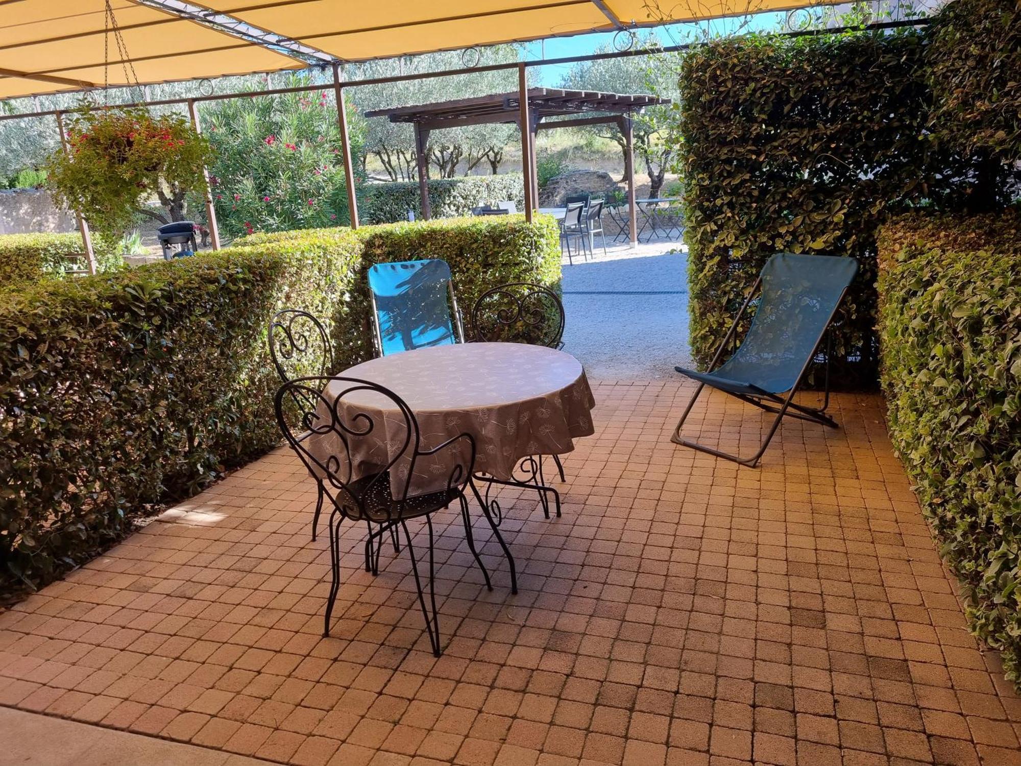 La Fanette Otel Montbrison-sur-Lez Dış mekan fotoğraf
