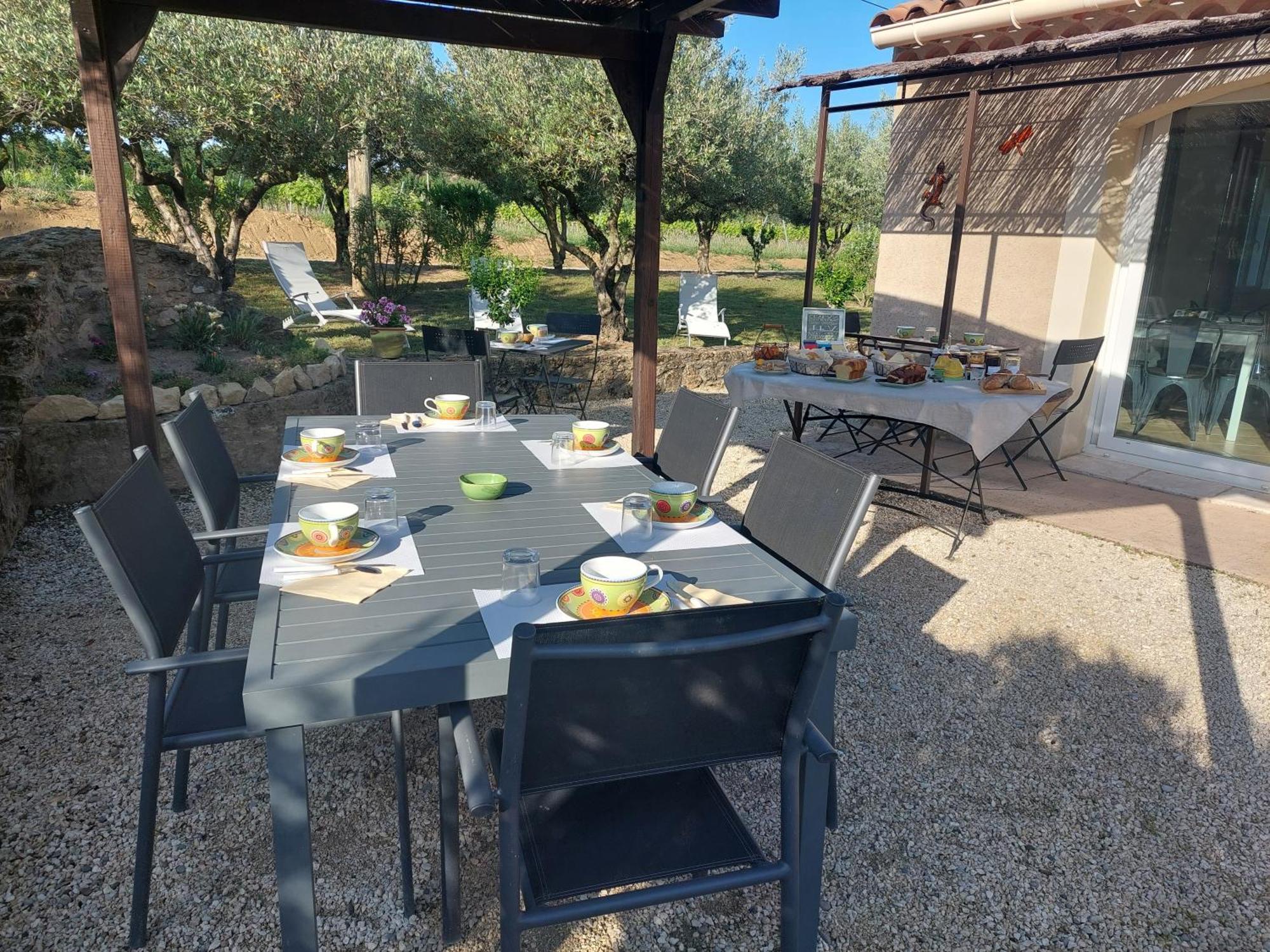 La Fanette Otel Montbrison-sur-Lez Dış mekan fotoğraf